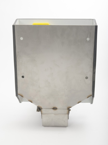ZVV37 Witness dispenser Sow feeder for wall mounting