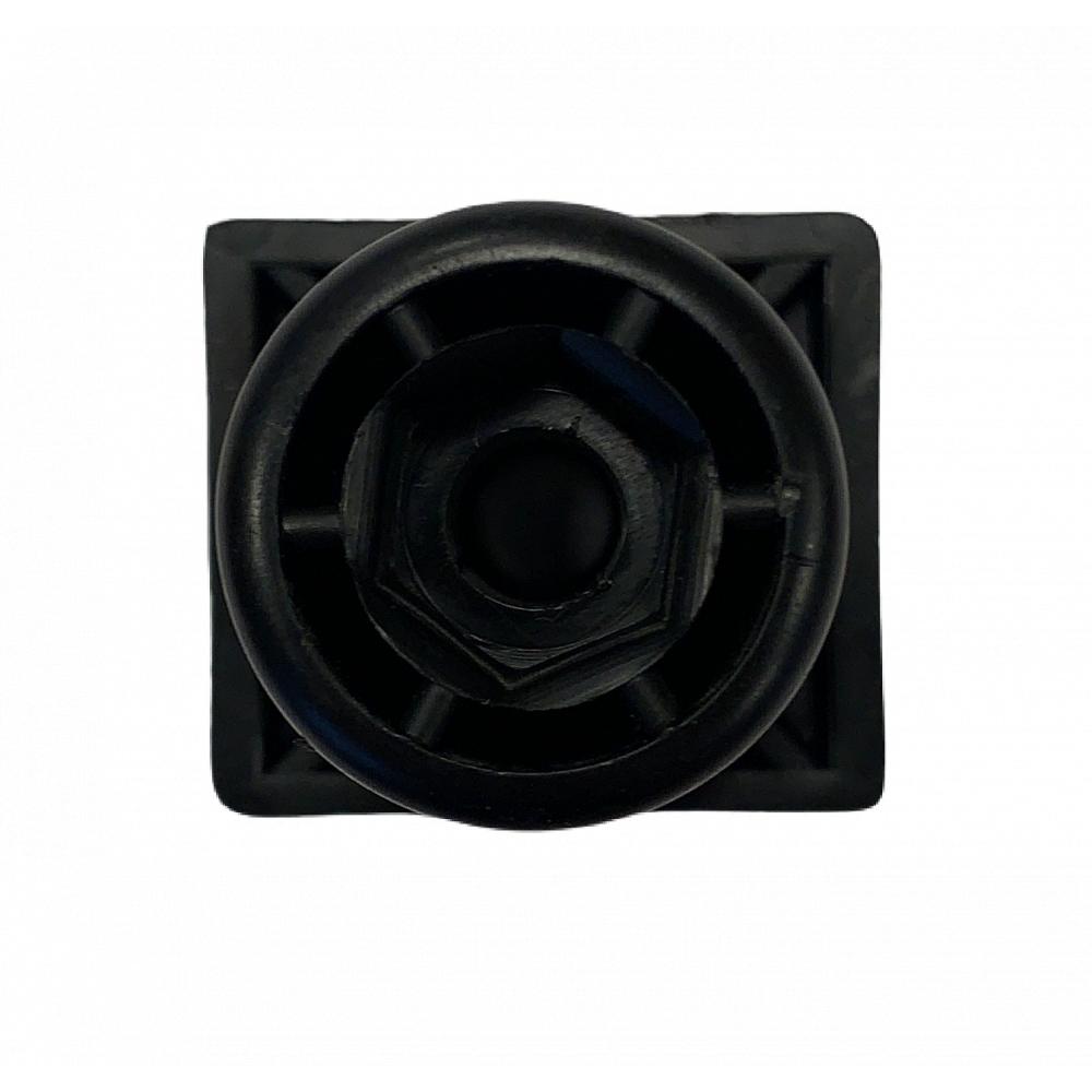 Mounting plug for pipes in a pigsty Plug for fence installation