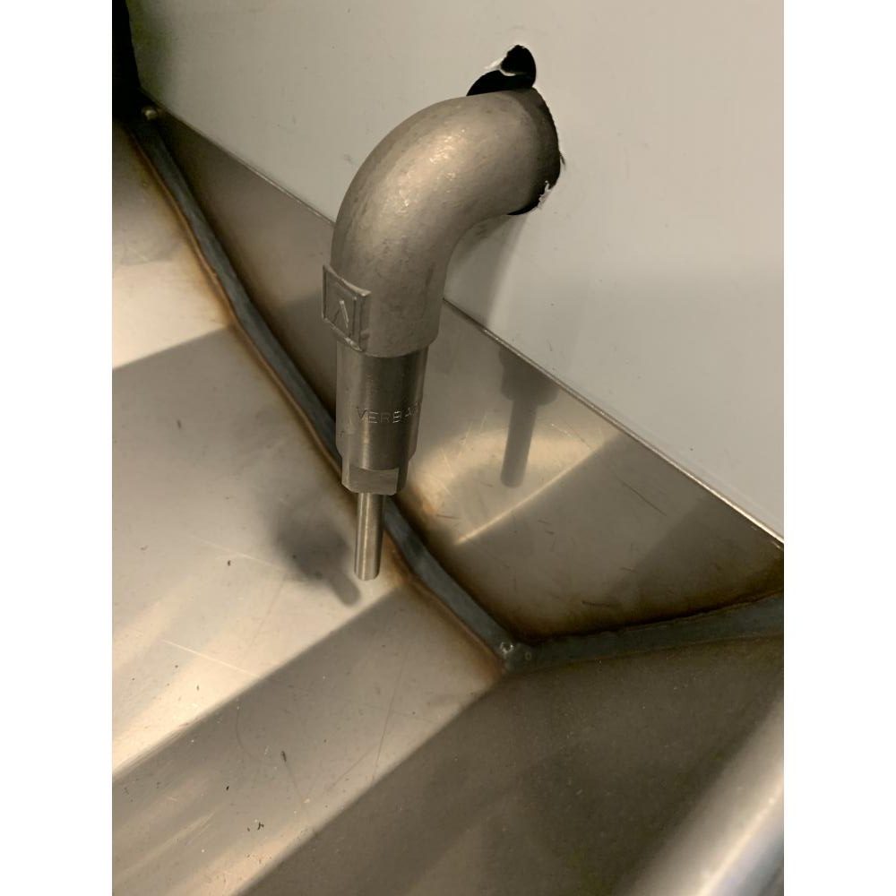 Stainless steel S-bend with drinking nipple 1/2" stainless steel S-bend with drinking nipple